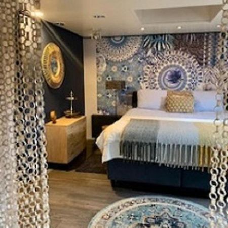 Het Atelier, Sfeervolle B&B Compleet Appartement In Hartje Стапхорст Экстерьер фото